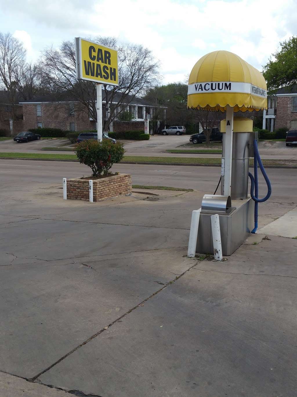 Spot Free Rinse Car Wash | 8708 Beechnut St, Houston, TX 77036