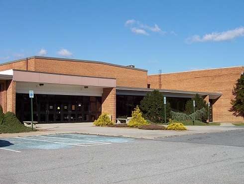 Shippensburg Area Middle School | 101 Park Pl W, Shippensburg, PA 17257, USA | Phone: (717) 530-2750