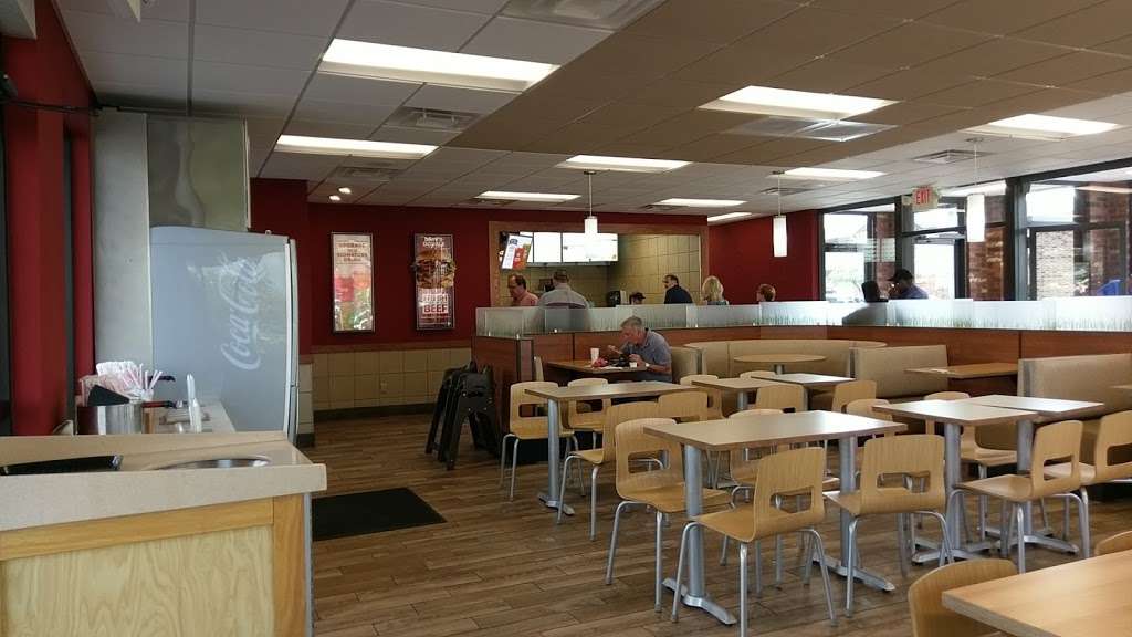 Wendys | 5608 S Scatterfield Rd, Anderson, IN 46013, USA | Phone: (765) 649-5901