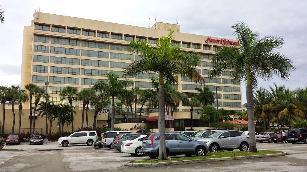 Howard Johnson Plaza Hotel - Miami Airport | 7707 NW 103rd St, Hialeah Gardens, FL 33016, USA | Phone: (305) 825-1000