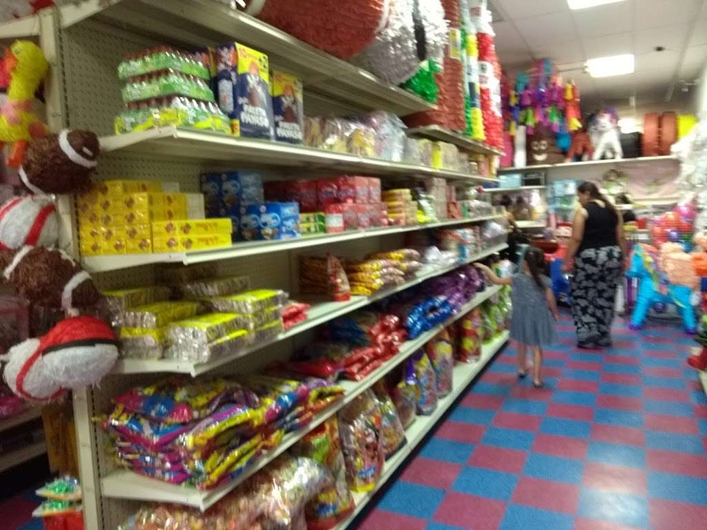 Pinata Kingdom | 4250 E Charleston Blvd, Las Vegas, NV 89104, USA | Phone: (702) 463-5422