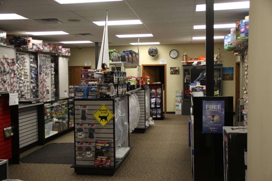King Hobbies and Raceway | 413 Archer Way, Valparaiso, IN 46383 | Phone: (219) 299-2088