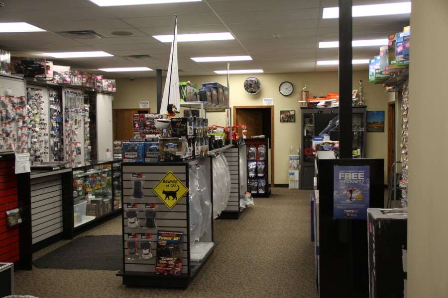 King Hobbies and Raceway | 413 Archer Way, Valparaiso, IN 46383, USA | Phone: (219) 299-2088