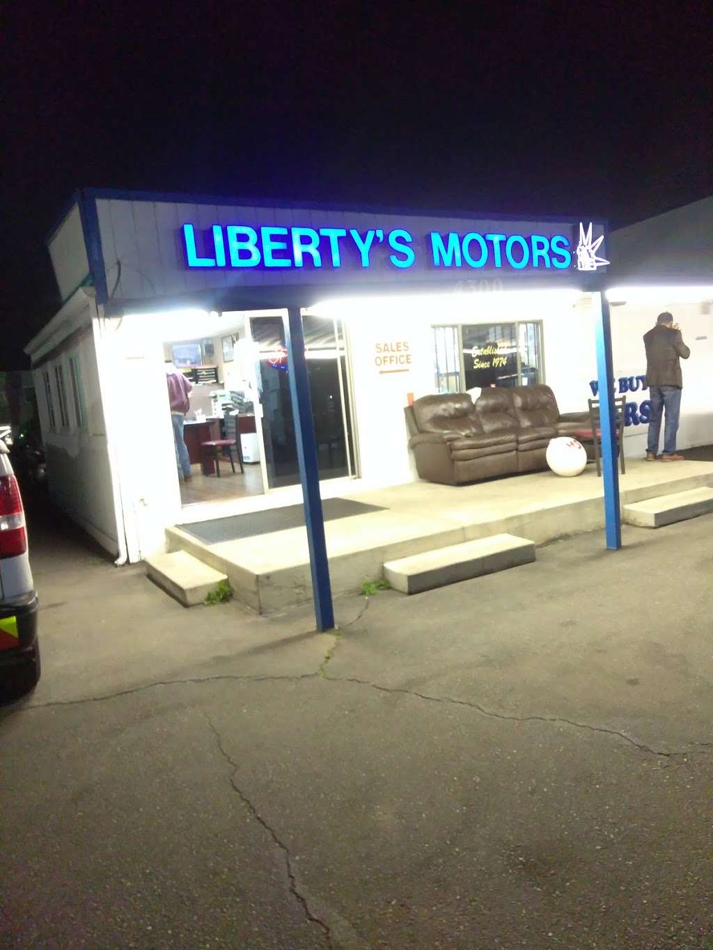 Libertys Motors | 4300 Holt Blvd, Montclair, CA 91763, USA | Phone: (909) 621-6893