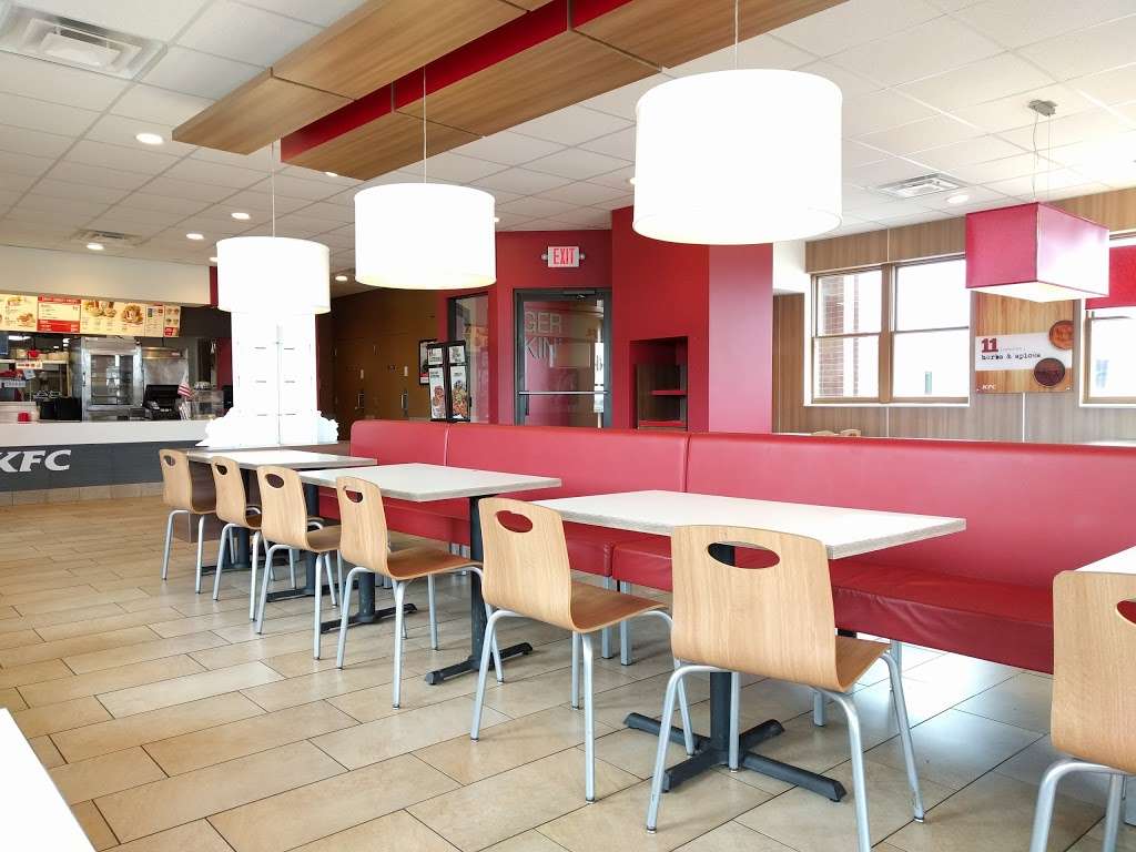 KFC | 12303 W, 75th St, Kenosha, WI 53142 | Phone: (262) 857-9449