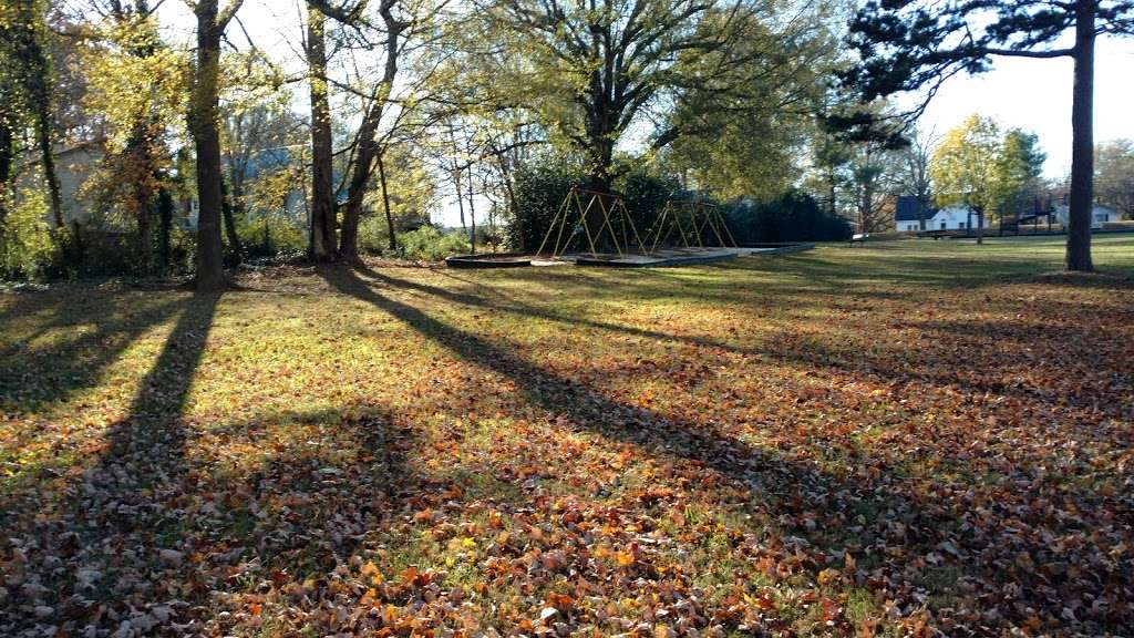 Alex Cooper Park | Intersection of Wilson Lee and, Goldsboro Ave, Statesville, NC 28677, USA