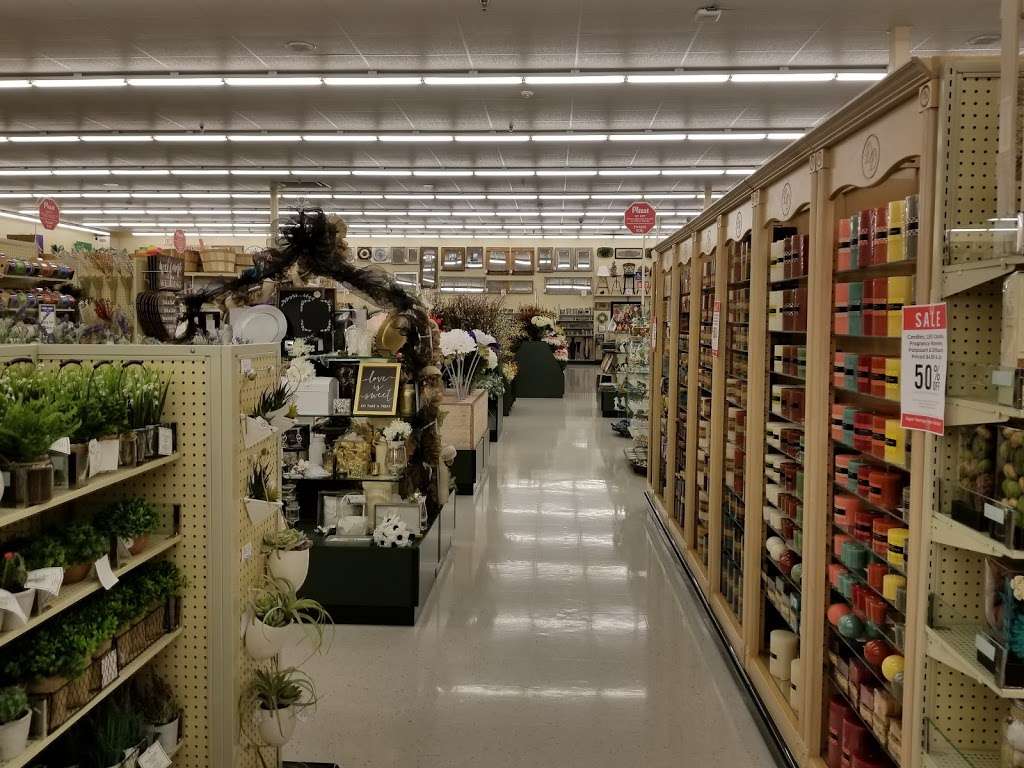 Hobby Lobby | 10247 W. Grand Parkway, South, Richmond, TX 77407, USA | Phone: (281) 313-0272