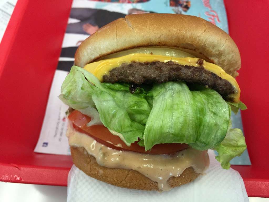 In-N-Out Burger | 15290 Civic Dr, Victorville, CA 92394, USA | Phone: (800) 786-1000