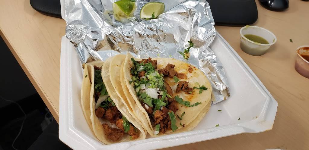 Tacos El Primo | 1405 E Lake St, Minneapolis, MN 55407, USA | Phone: (612) 205-6963