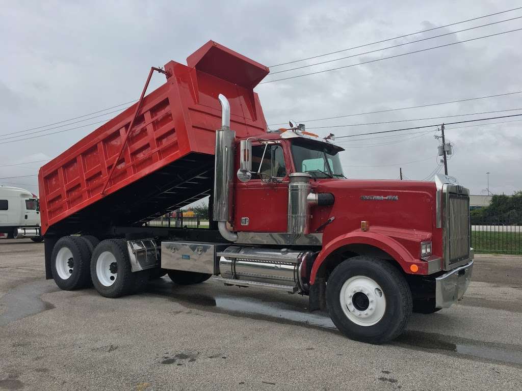 E F Truck Sales | 3655 N McCarty St, Houston, TX 77029 | Phone: (713) 670-0044