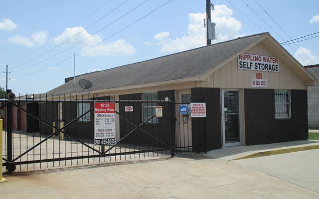 Rippling Water Self Storage | 16125 Rippling Water Dr, Houston, TX 77084, USA | Phone: (281) 855-8555