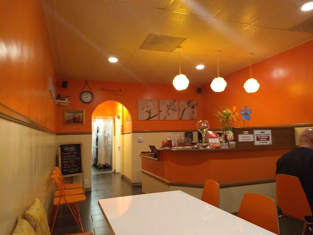 Kao Hom Thai Cuisine | 7139 Balboa Blvd, Van Nuys, CA 91406 | Phone: (818) 849-6633