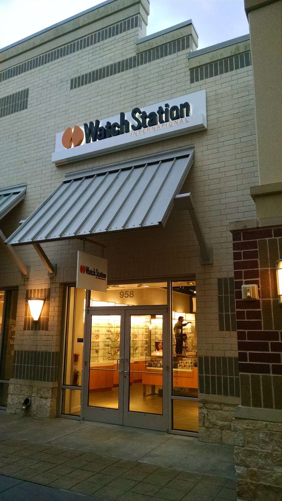 Watch Station International Outlet | 29300 Hempstead Road, 958, Cypress, TX 77433, USA | Phone: (281) 758-4023