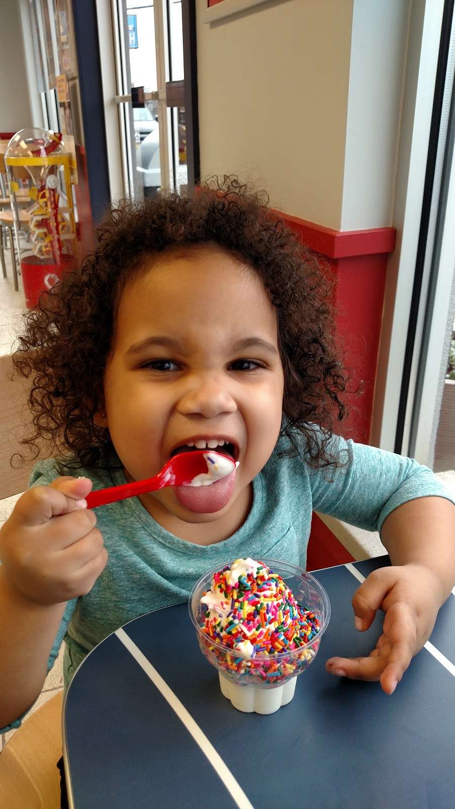 Dairy Queen (Treat) | 701 Park Ave, Freehold, NJ 07728, USA | Phone: (732) 845-1144