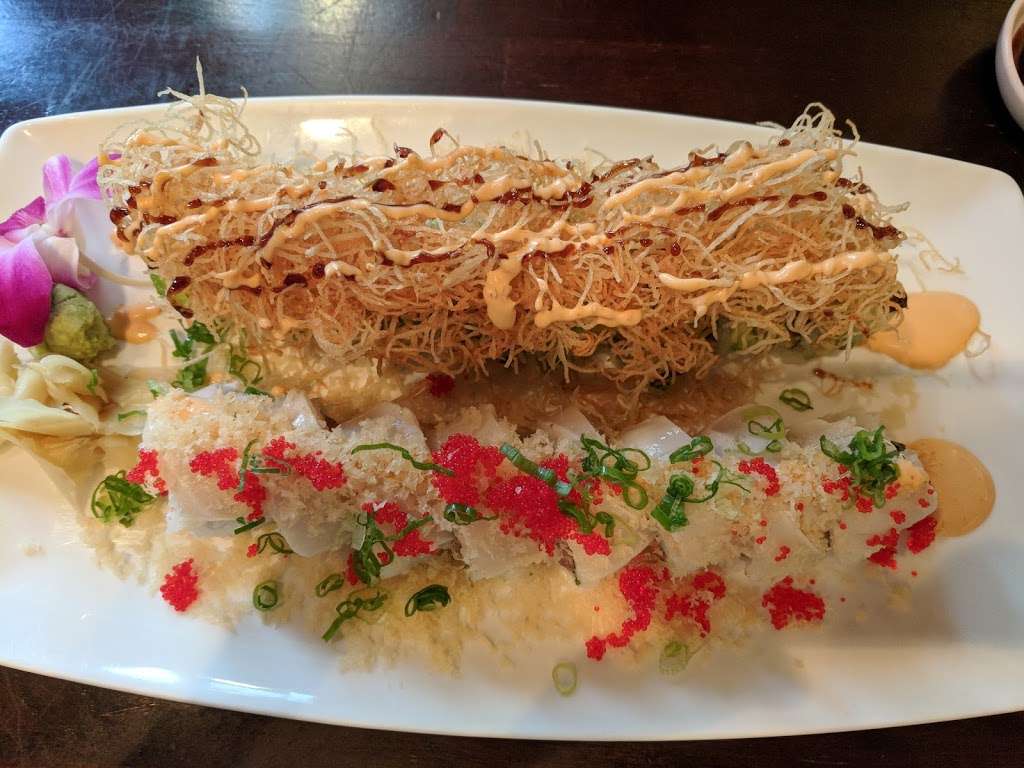 Hikari Sushi | 1040 N American St #701, Philadelphia, PA 19123, USA | Phone: (215) 923-2654