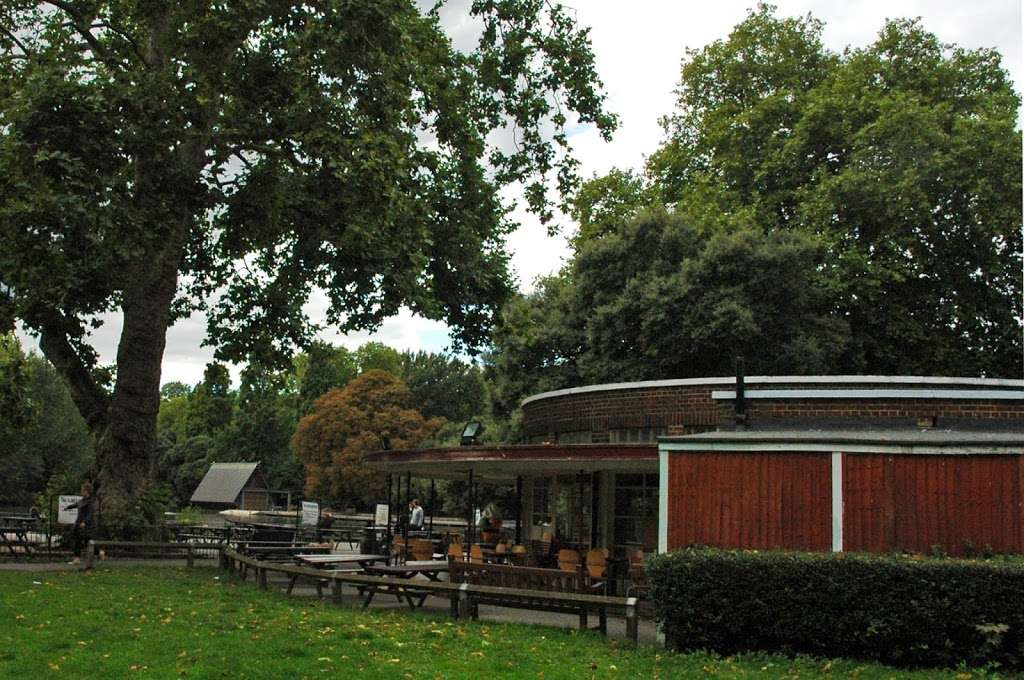 La Gondola Al Parco | Battersea Park, Battersea, London SW11 4NJ, UK | Phone: 020 7978 1655