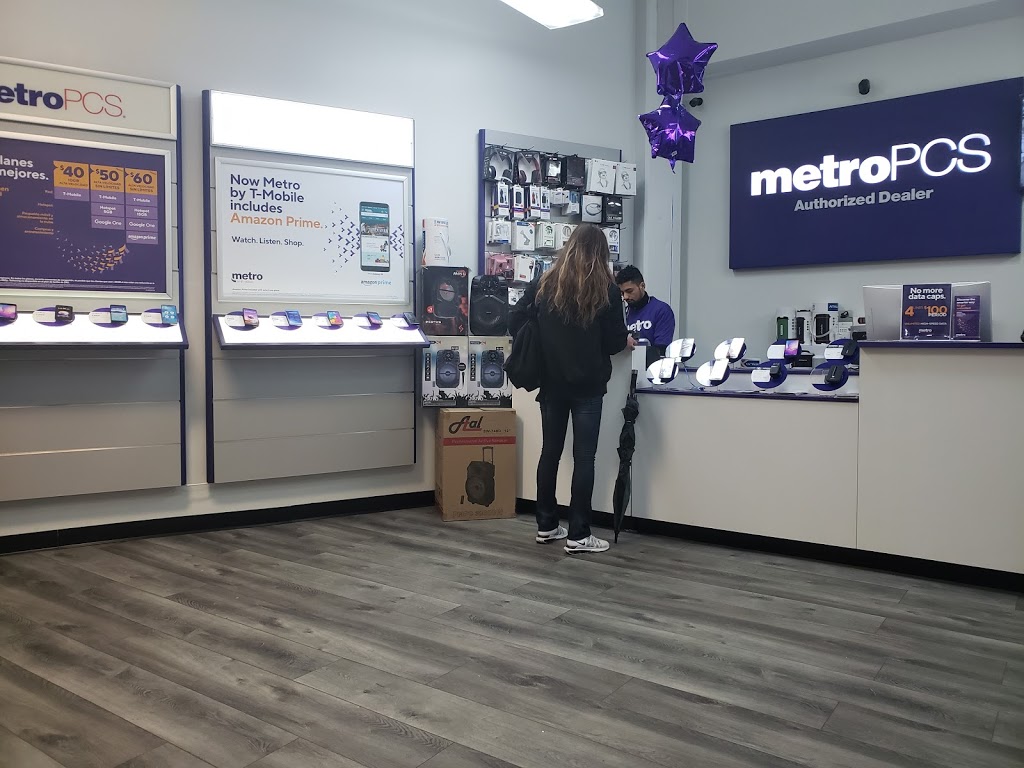 Metro by T-Mobile | 27012 Hesperian Blvd, Hayward, CA 94545 | Phone: (510) 780-0900