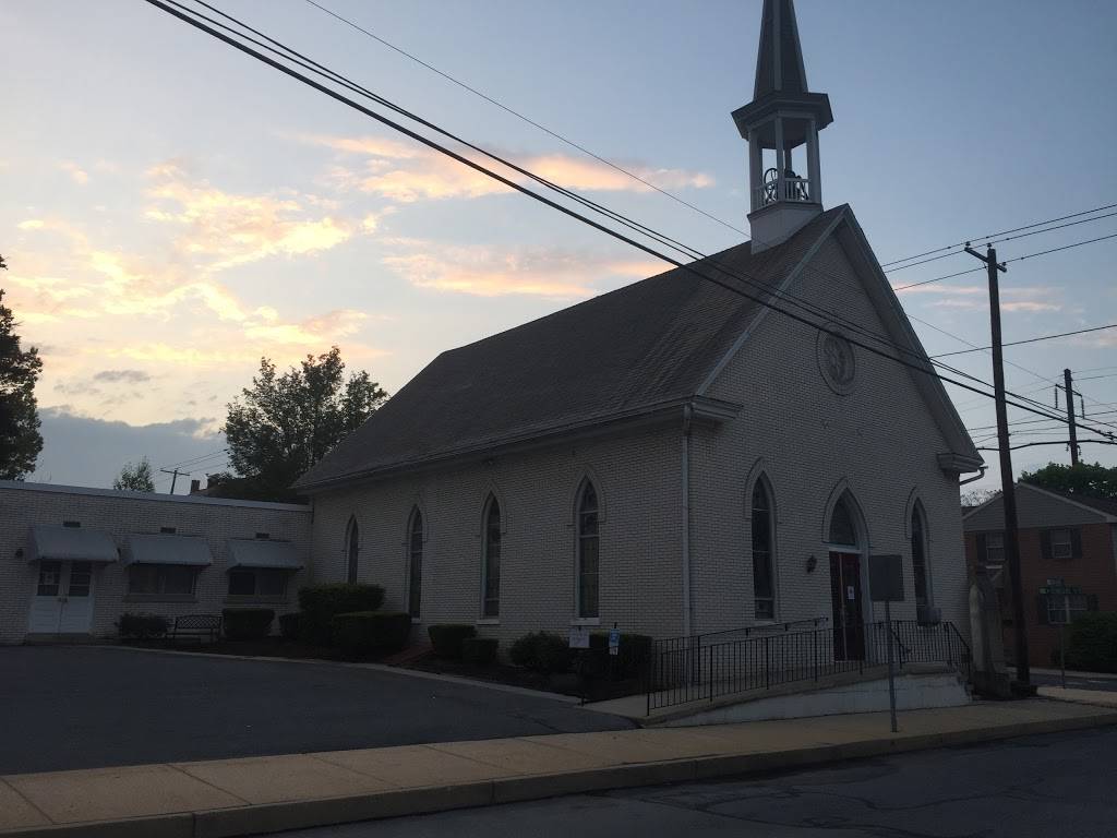 Trinity Evangelical Congregational Church | 100 New Haven St, Mount Joy, PA 17552, USA | Phone: (717) 653-4435