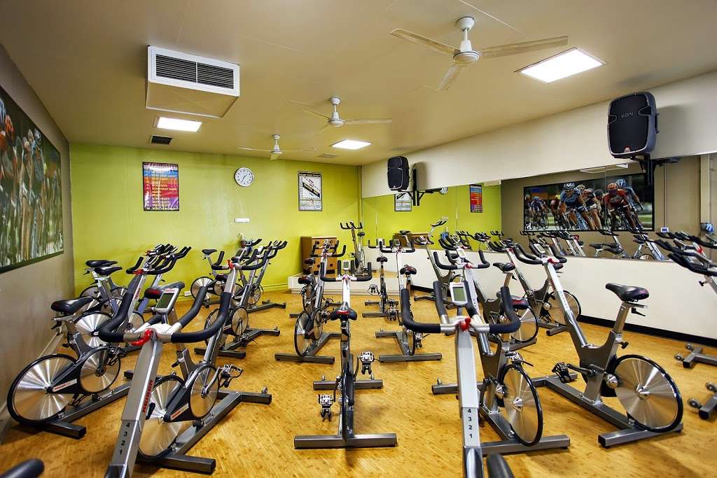 In-Shape Health Clubs | 1471 Holiday Ln, Fairfield, CA 94534, USA | Phone: (707) 429-4363