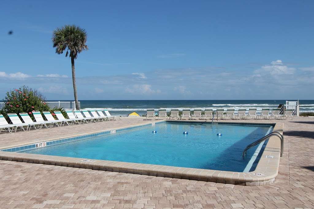 New Smyrna Beach Condo Vacation Rentals | 4849 Saxon Dr c104, New Smyrna Beach, FL 32169, USA | Phone: (407) 430-9541