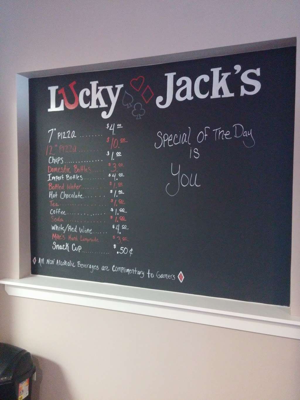 Lucky Jacks Gaming Cafe | 1721 Sheridan Rd, North Chicago, IL 60064 | Phone: (224) 656-6627