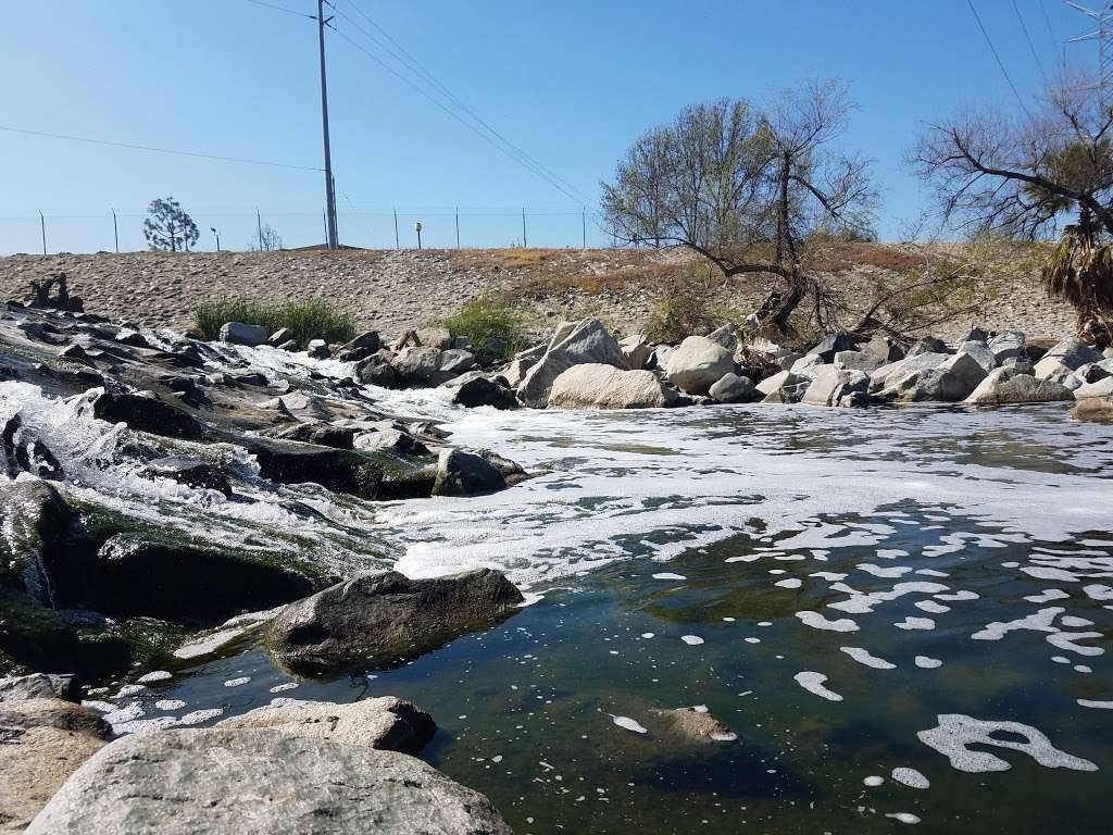 San Jose Creek & San Gabriel River Intersection | Thienes Ave, South El Monte, CA 91733