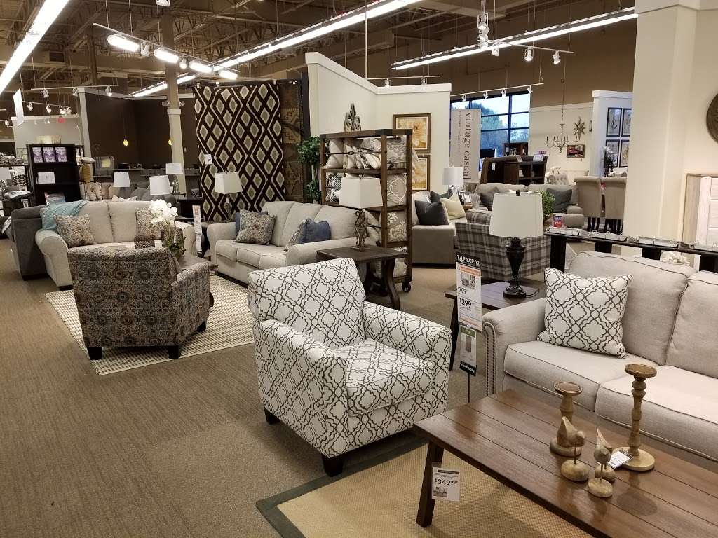 Ashley HomeStore | 905 Perimeter Dr, Schaumburg, IL 60173, USA | Phone: (847) 240-5910