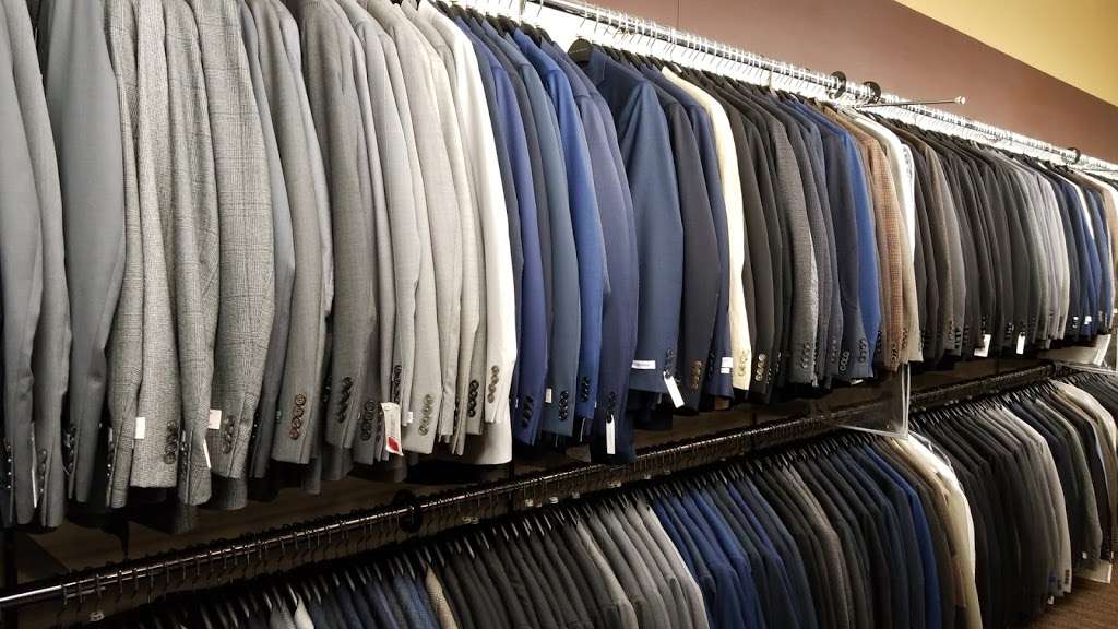 Mens Wearhouse | 2813 Business Center Dr, Pearland, TX 77584, USA | Phone: (713) 436-2445