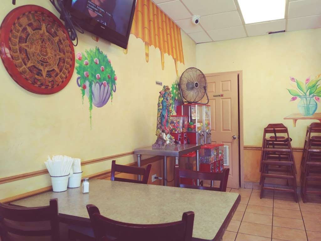 Los Portales | 2 E Main St, Chicago Heights, IL 60411 | Phone: (708) 754-7004