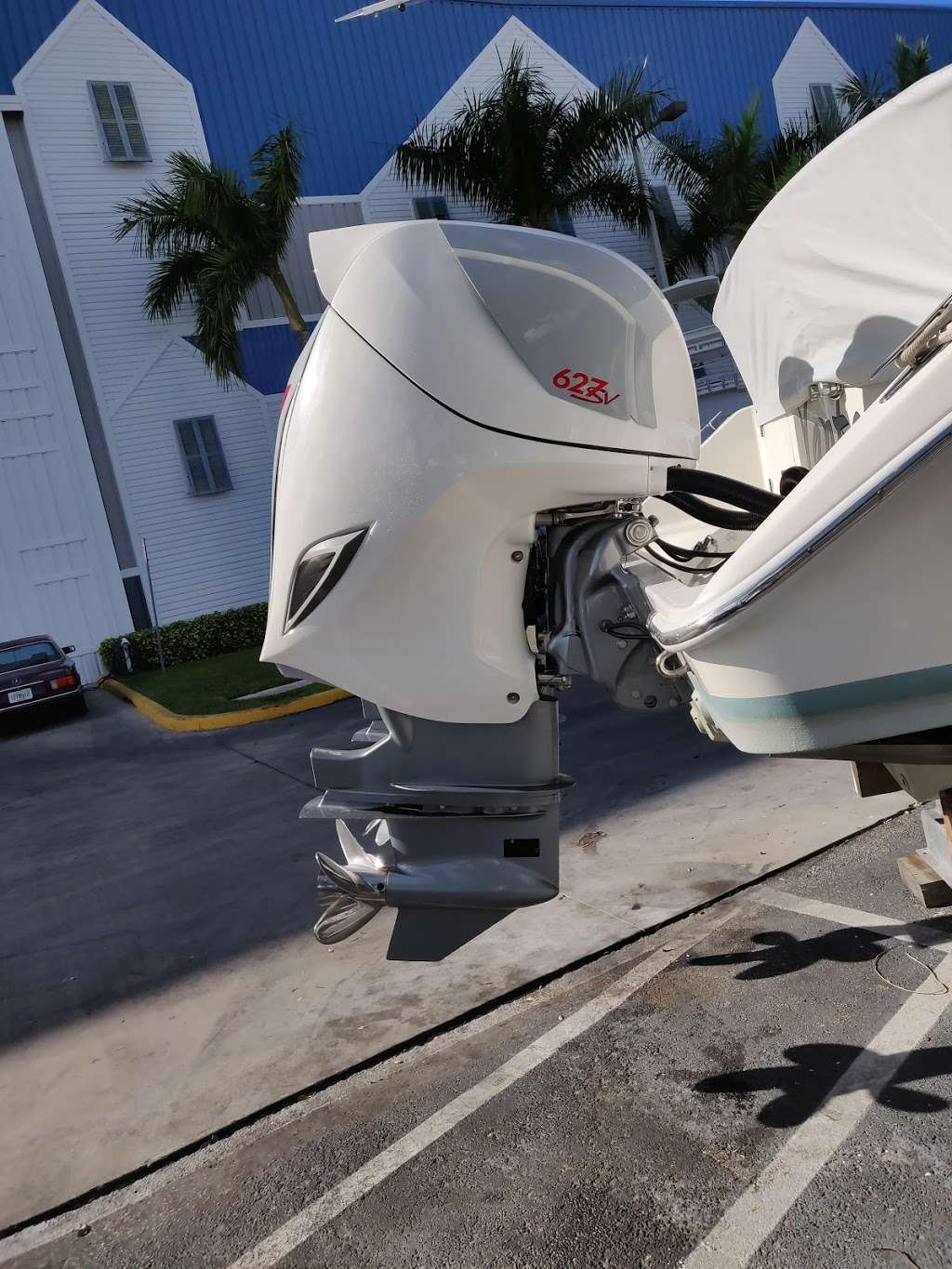 HMY Dania Beach | 817 NE 3rd St, Dania Beach, FL 33004, USA | Phone: (954) 926-0400