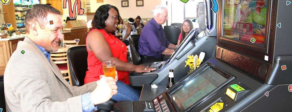 Dottys | 902 Northwest Hwy, Fox River Grove, IL 60021, USA | Phone: (630) 578-7007