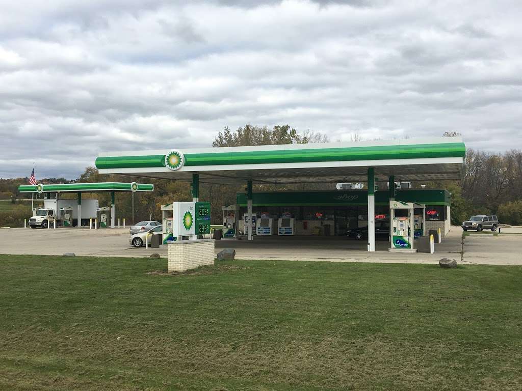 BP | 19400 W College Ave, New Berlin, WI 53146, USA | Phone: (262) 710-4006