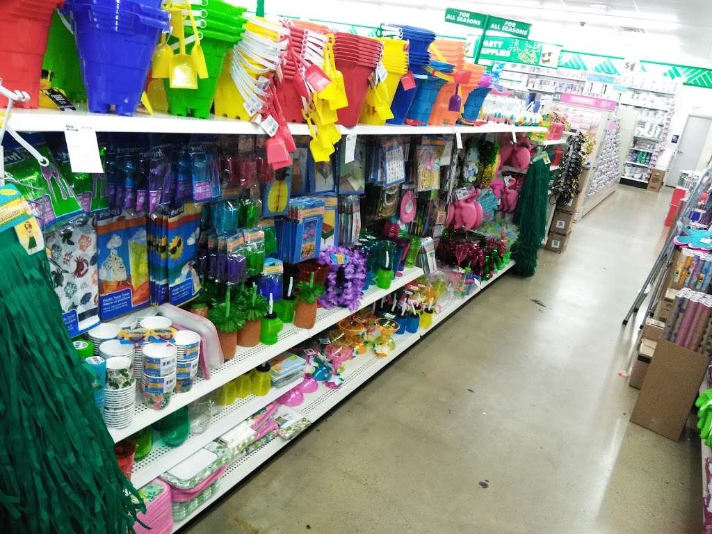 Dollar Tree | 4811 Edgmont Ave, Brookhaven, PA 19015 | Phone: (610) 499-6782