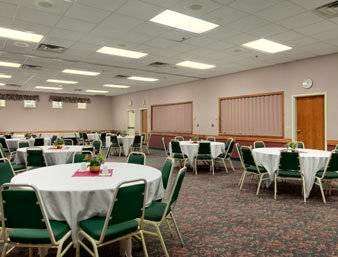 Super 8 by Wyndham Stevensville | 4290 Red Arrow Hwy, Stevensville, MI 49127, USA | Phone: (616) 666-6961