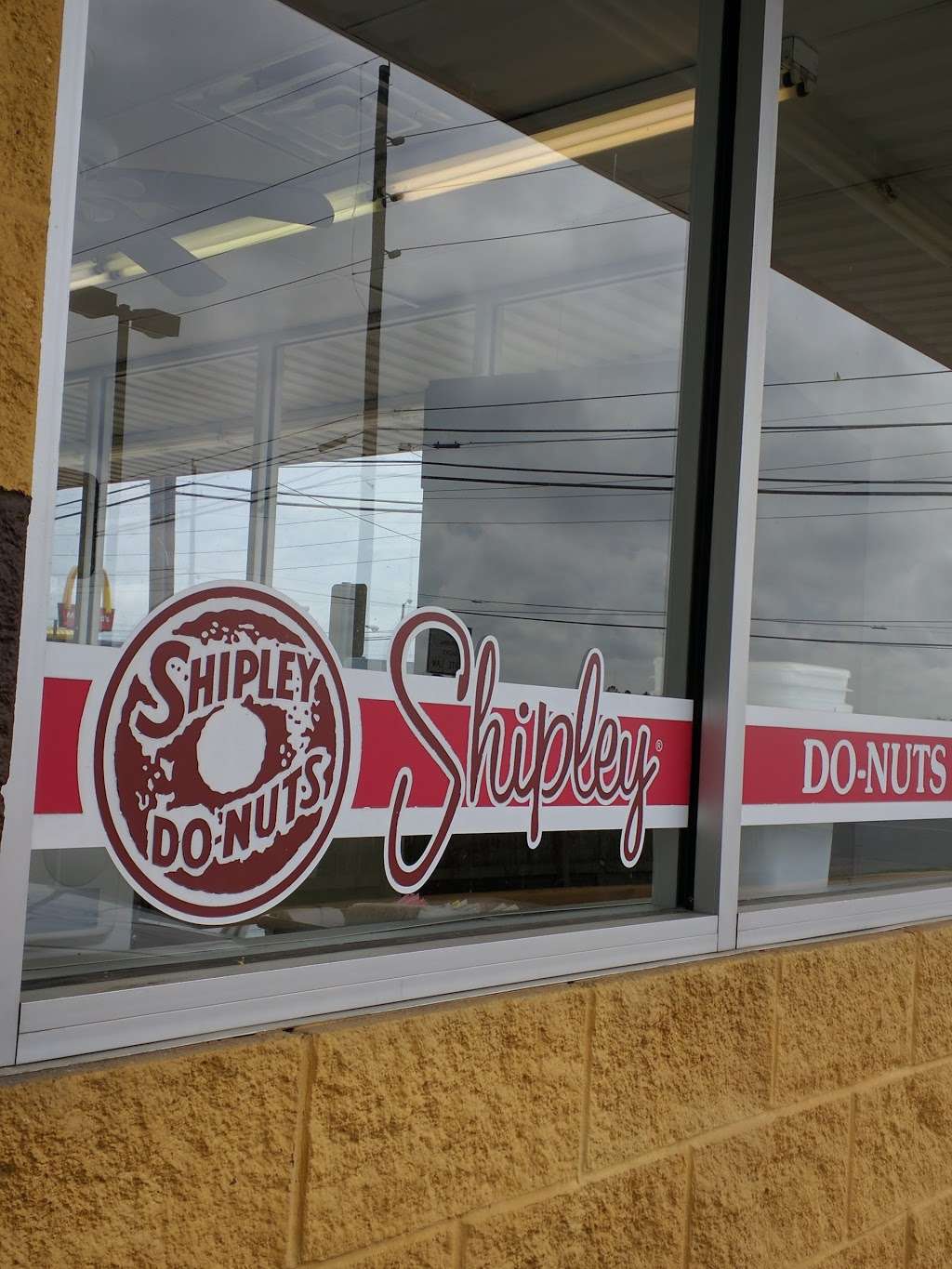 Shipley Do-Nuts | 13731 FM 2100, Crosby, TX 77532 | Phone: (281) 462-8250