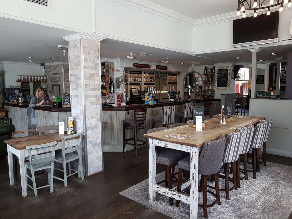 The Pig & Whistle | 481 Merton Rd, London SW18 5LD, UK | Phone: 020 8874 1061