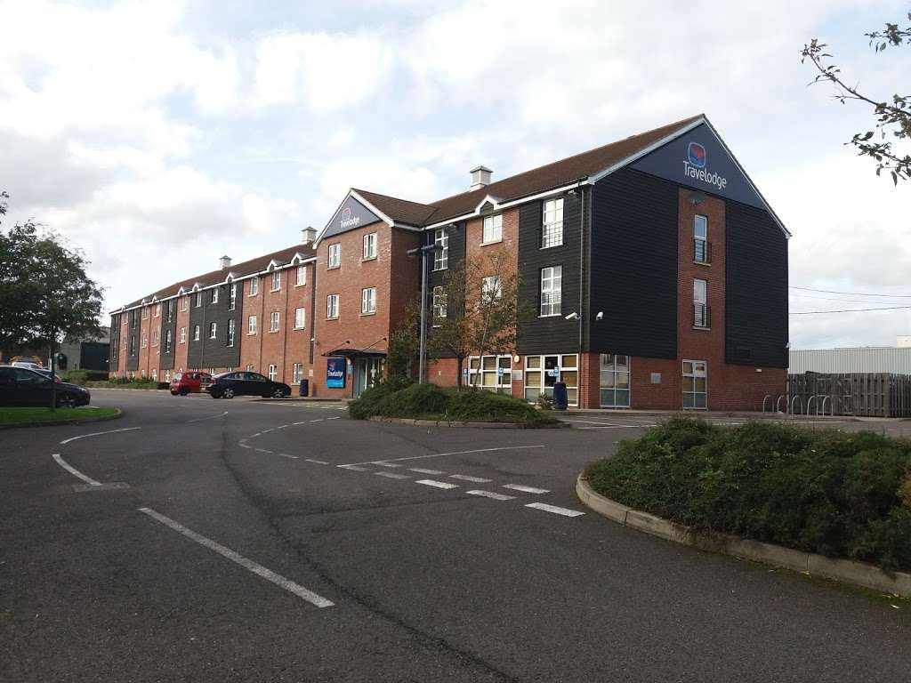 Travelodge Stansted Great Dunmow | Chelmsford Rd, Dunmow CM6 1LW, UK | Phone: 0871 984 6313