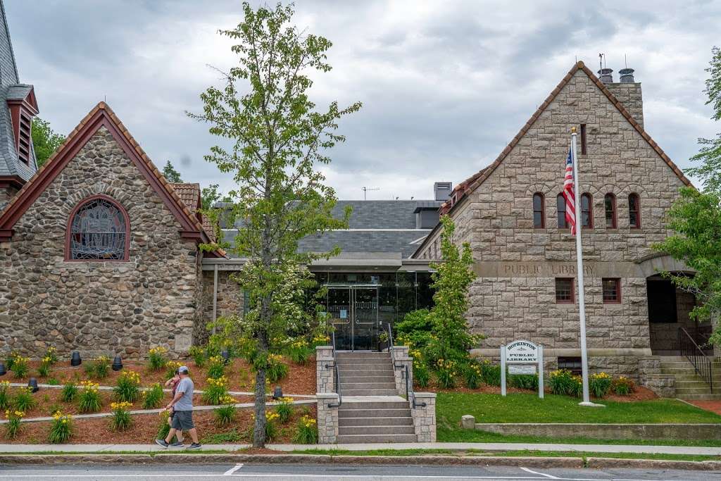 Hopkinton Public Library | 13 Main St, Hopkinton, MA 01748, USA | Phone: (508) 497-9777