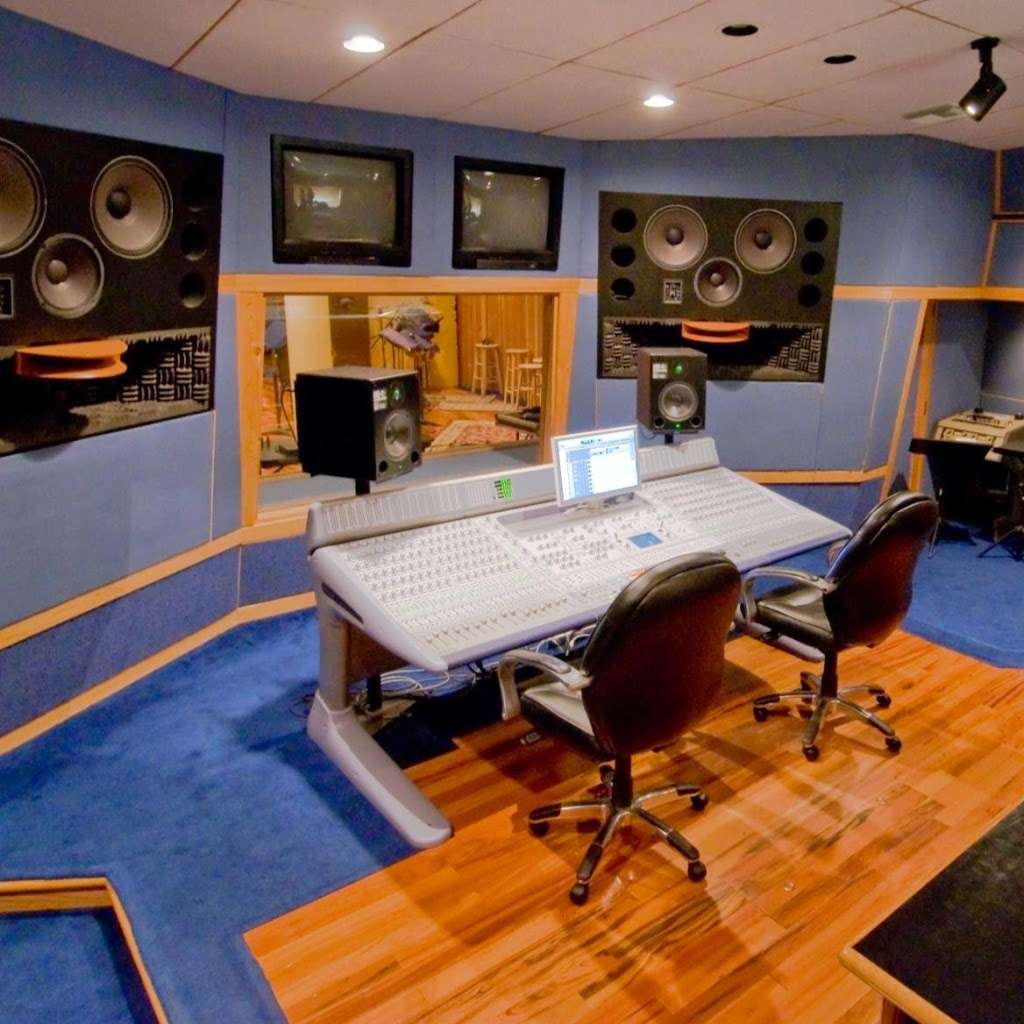 Starke Lake Studios | 275 N Lakeshore Dr, Ocoee, FL 34761 | Phone: (407) 656-9778