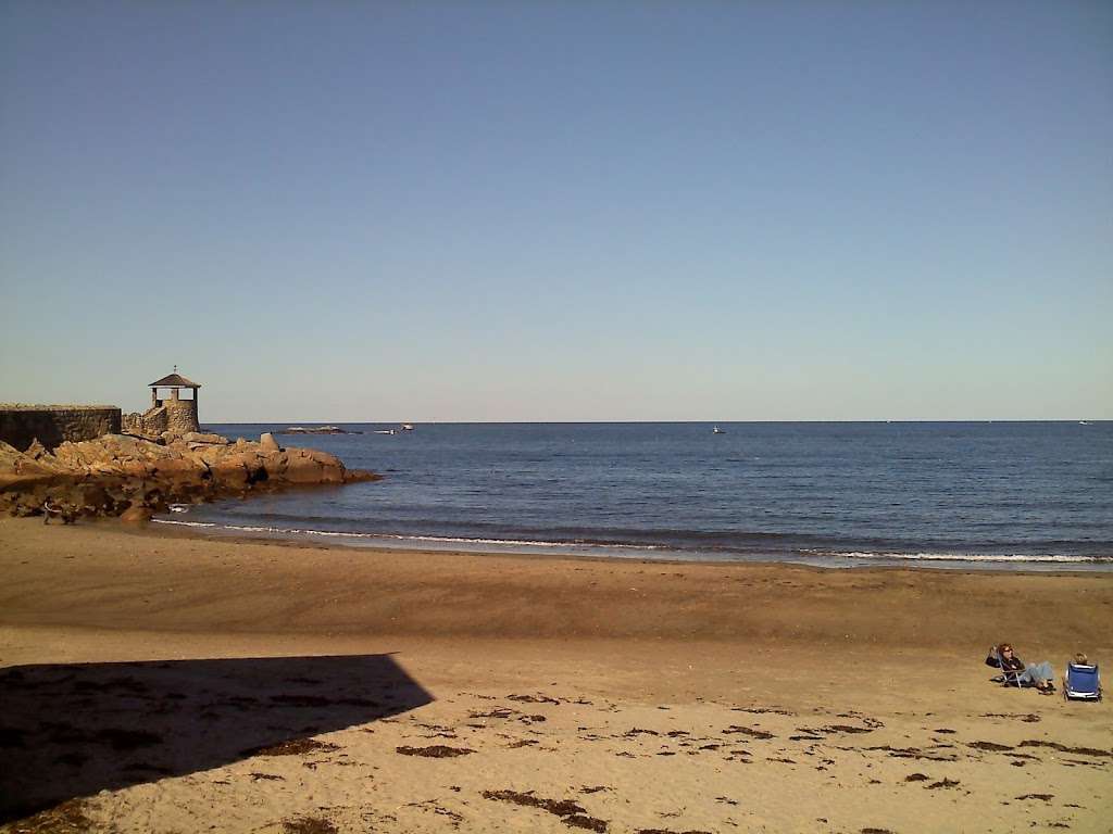 Front Beach | Rockport, MA 01966