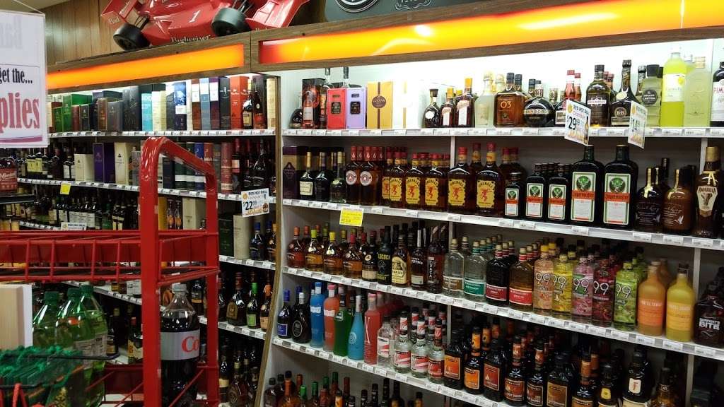 Big Red Liquors Store | 490 Morton Ave, Martinsville, IN 46151, USA | Phone: (765) 342-3564