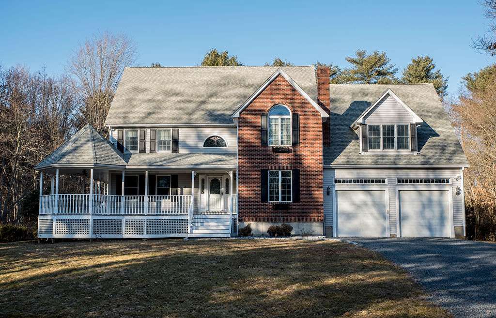 Pleasant View Real Estate | 730 Pleasant St, Raynham, MA 02767, USA | Phone: (508) 386-2550