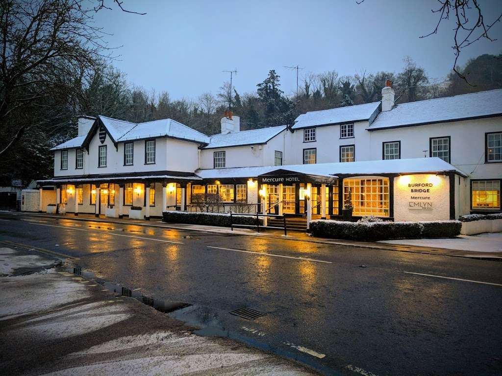 Burford Bridge Hotel | London Rd, Dorking RH5 6BX, UK | Phone: 01306 884561