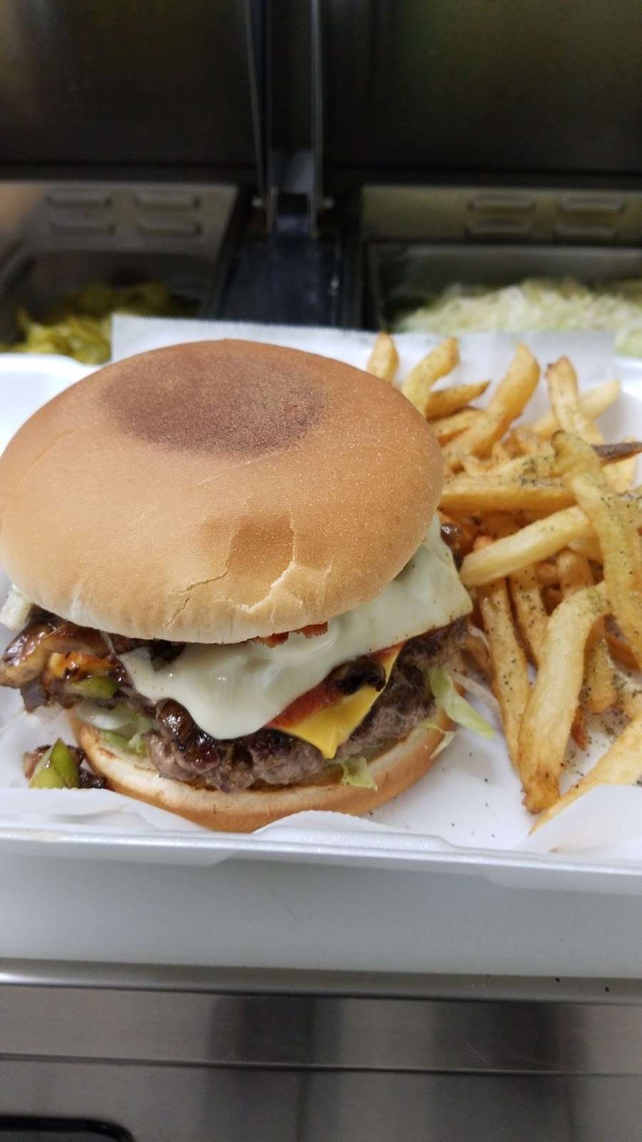 Burger Island | 5848 TX-78, Sachse, TX 75048, USA | Phone: (972) 530-6318