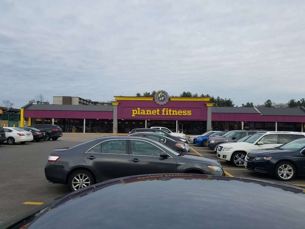 Planet Fitness | 715 Crescent St, Brockton, MA 02302, USA | Phone: (508) 510-4936