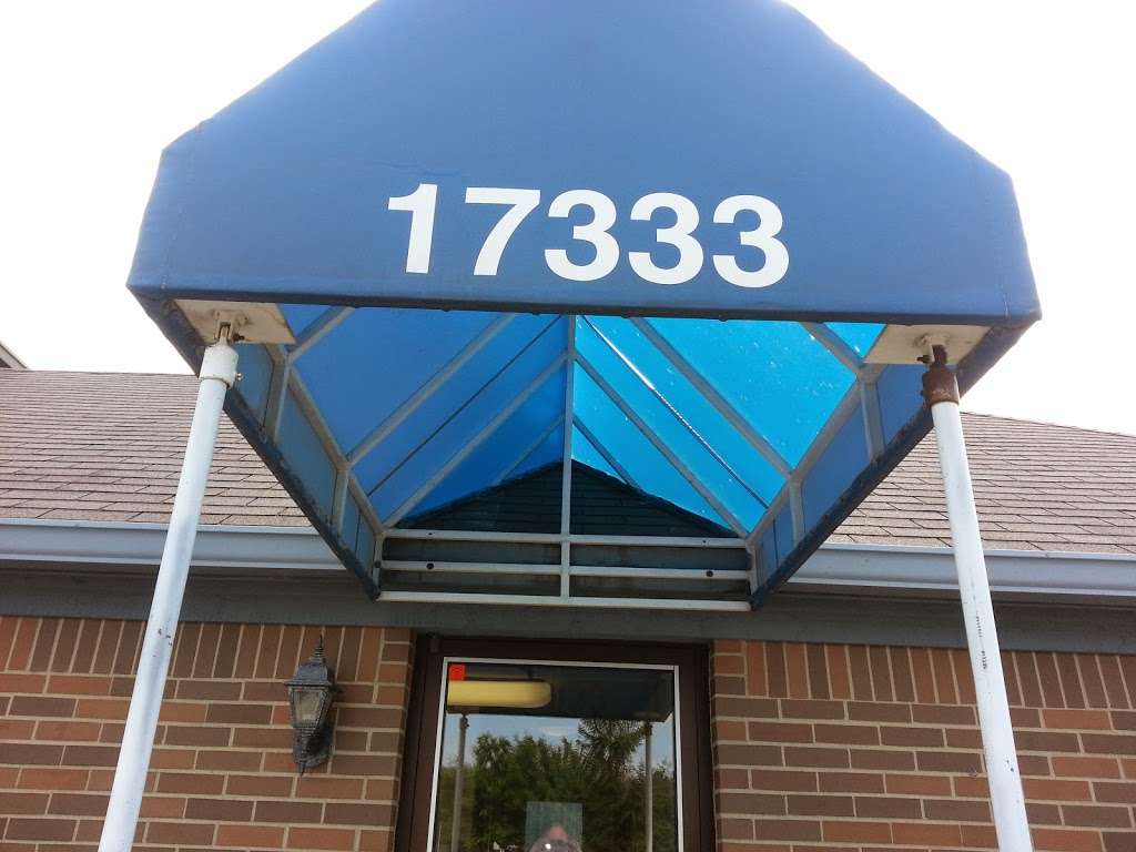 Commercial Awning Contractors | 1160 W 16th St, Indianapolis, IN 46202 | Phone: (317) 472-0440