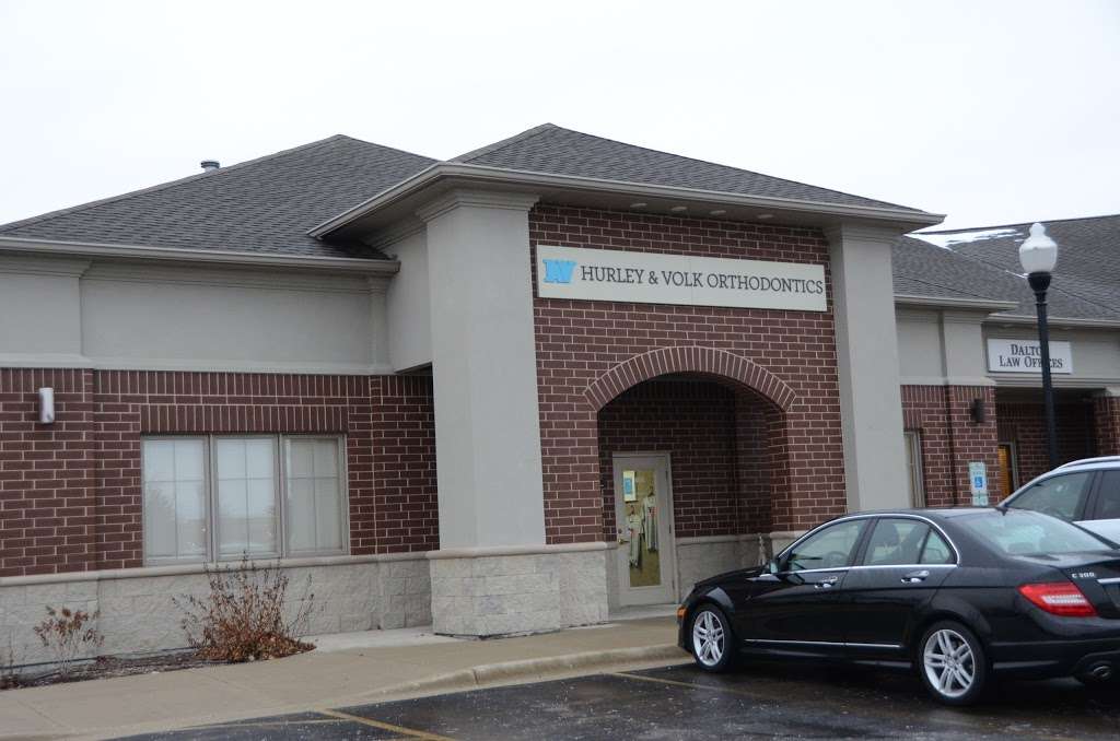 Hurley & Volk Orthodontics | 484 Briargate Dr #101, South Elgin, IL 60177, USA | Phone: (847) 289-8800