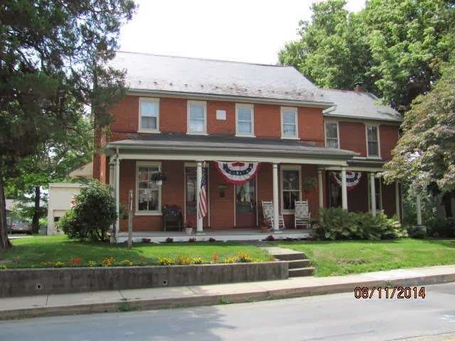 Blue Rock Bed and Breakfast | 72 Blue Rock Rd, Millersville, PA 17551, USA | Phone: (717) 872-7440