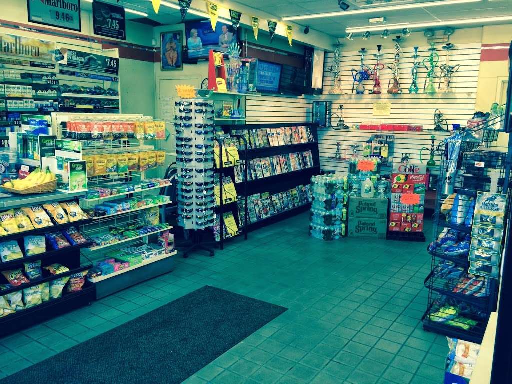 Jays Corner Convenience | 460 Turnpike St, South Easton, MA 02375, USA | Phone: (508) 238-1676