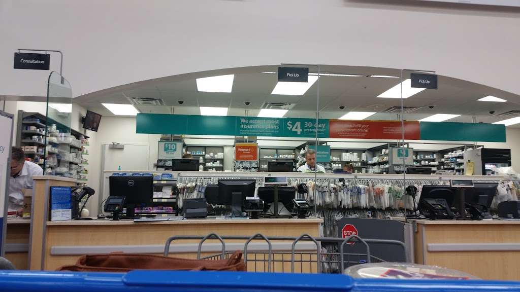 Walmart Pharmacy, 2000 S West Ave, Waukesha, WI 53189, USA